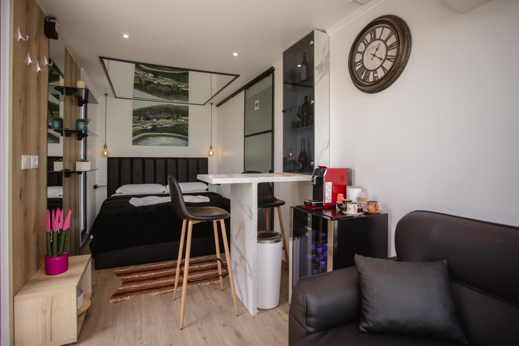 Villa 446 Tiny House Shiroke Extérieur photo